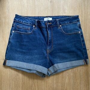 Forever 21 Women’s Denim Shorts | Dark Wash | Size 29
